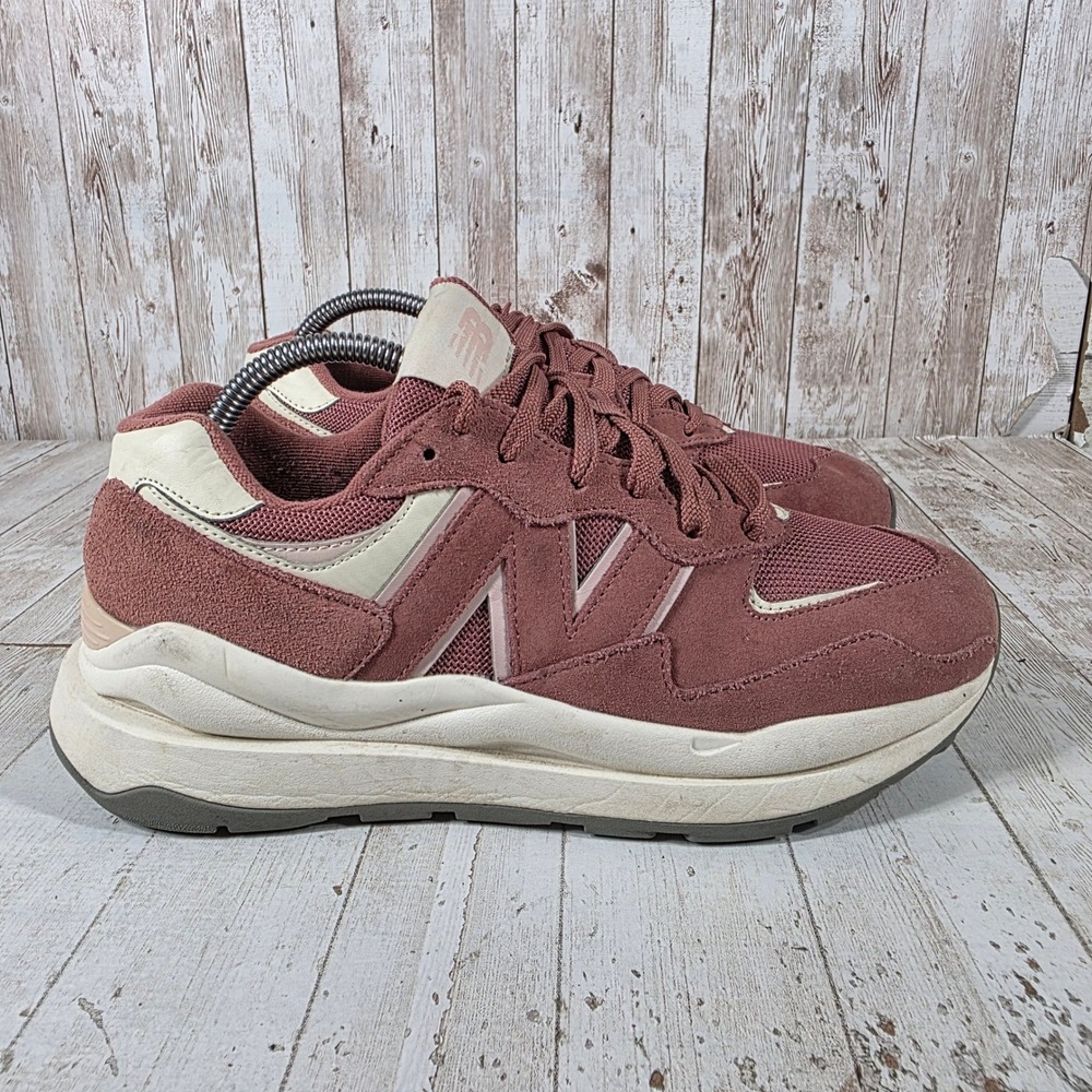 New Balance 57/40 Rose Water Sea Salt Suede Sneakers W5740SG1 Womens 9.5